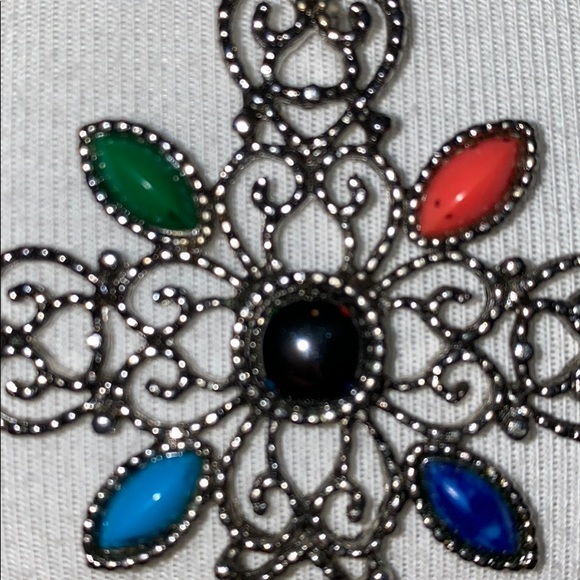 Avon 1972 Romanesque Necklace Faux Stone Cabochons Embellished Cross Silver Tone - Picture 9 of 9